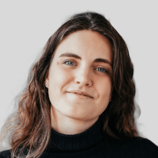 tt-web-headshots-playbook-contributors-Marina-Prados-Espinola-gray.jpg