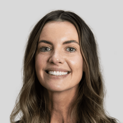 tt-web-headshots-playbook-contributors-Pauline-God-gray.jpg